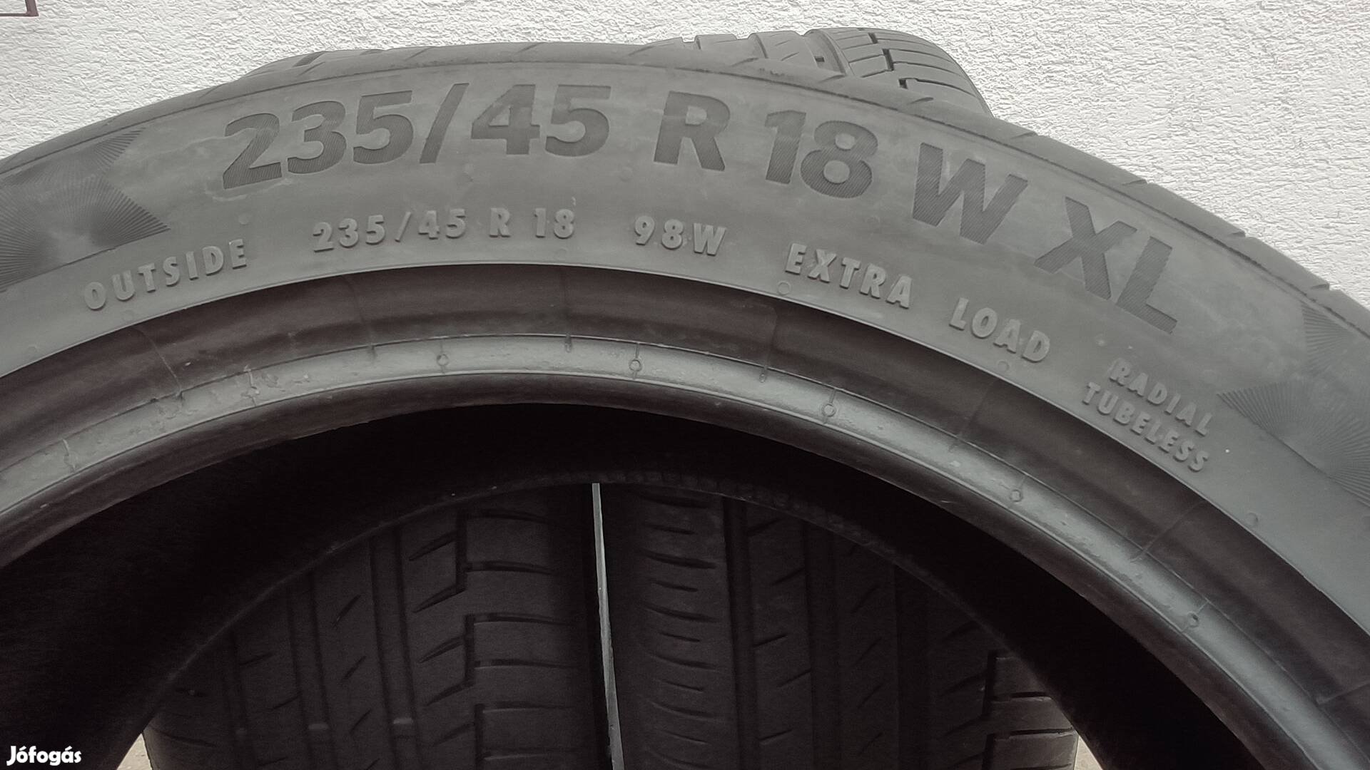 235/45R18 235/45 R18 235/45/18