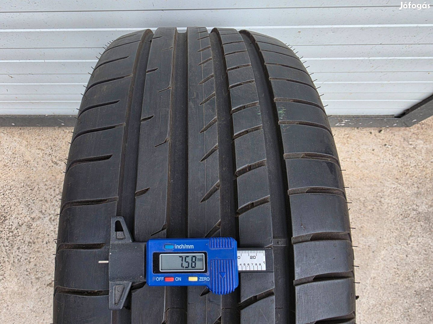 235/45R18 Good-Year gumi 2db szinte újszerű állapotban eladó!