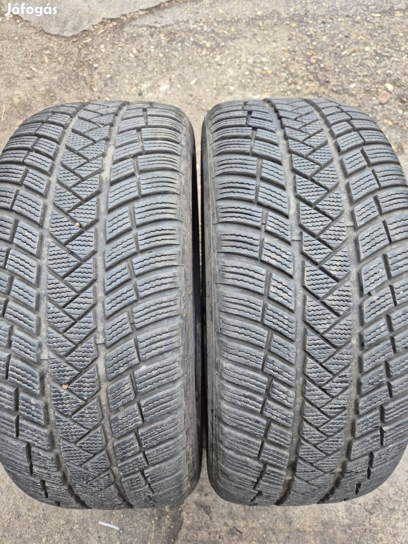 235/45R18 Téli gumi Vredestein