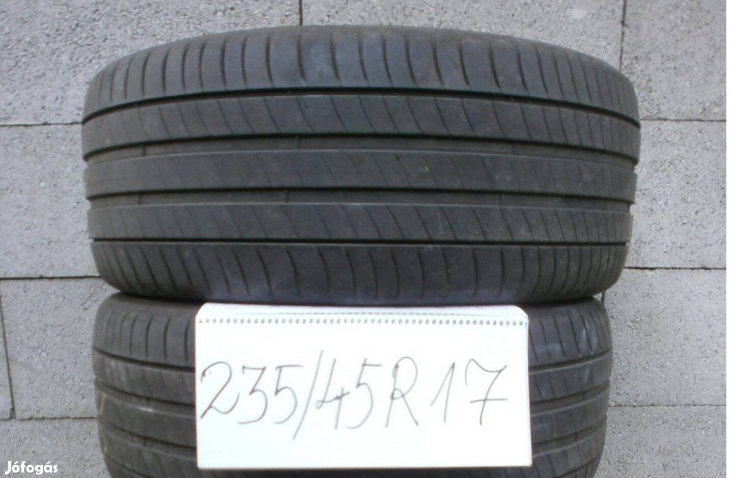 235/45 R17 Michelin nyárigumi 4 db