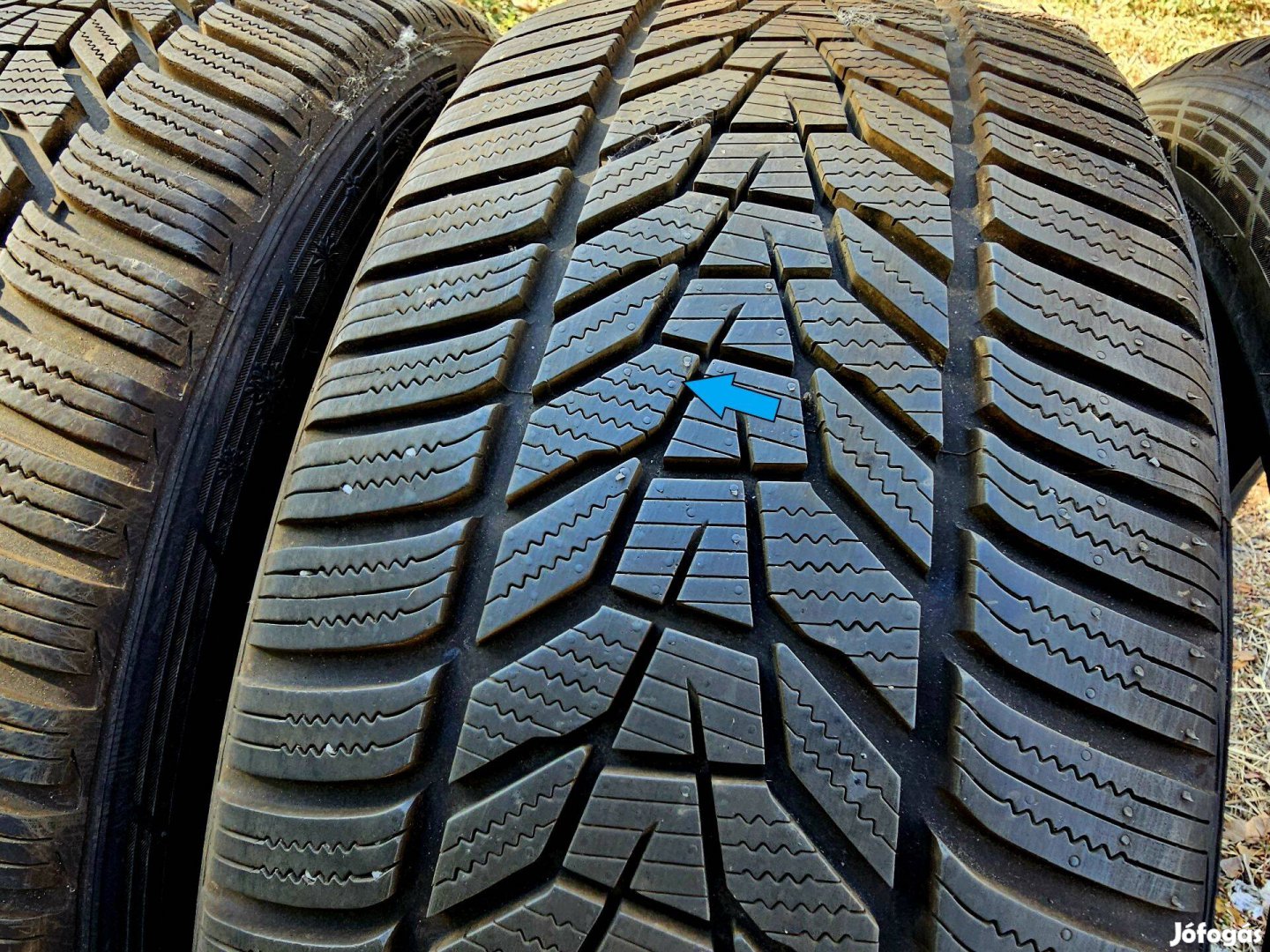 235/45 R19 99V XL - Hankook Wintericept Evo3 - 2024