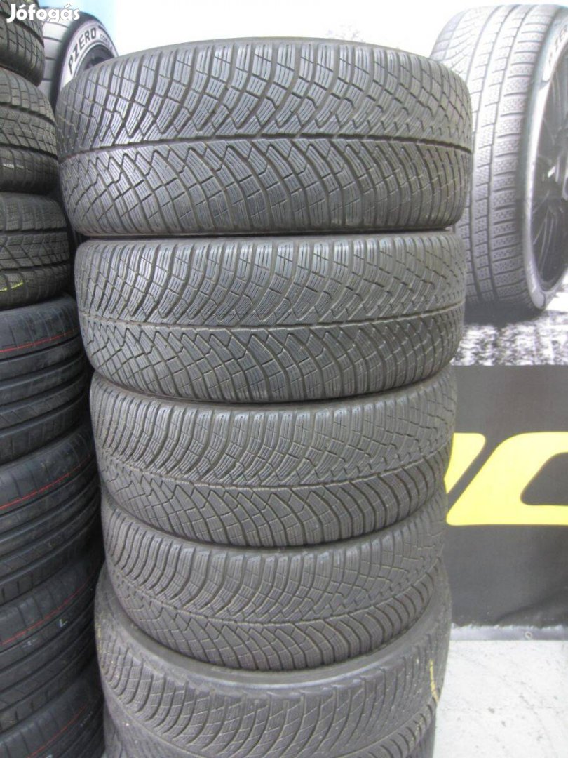 235/45 R20 Pirelli Pzero Winter2 100W