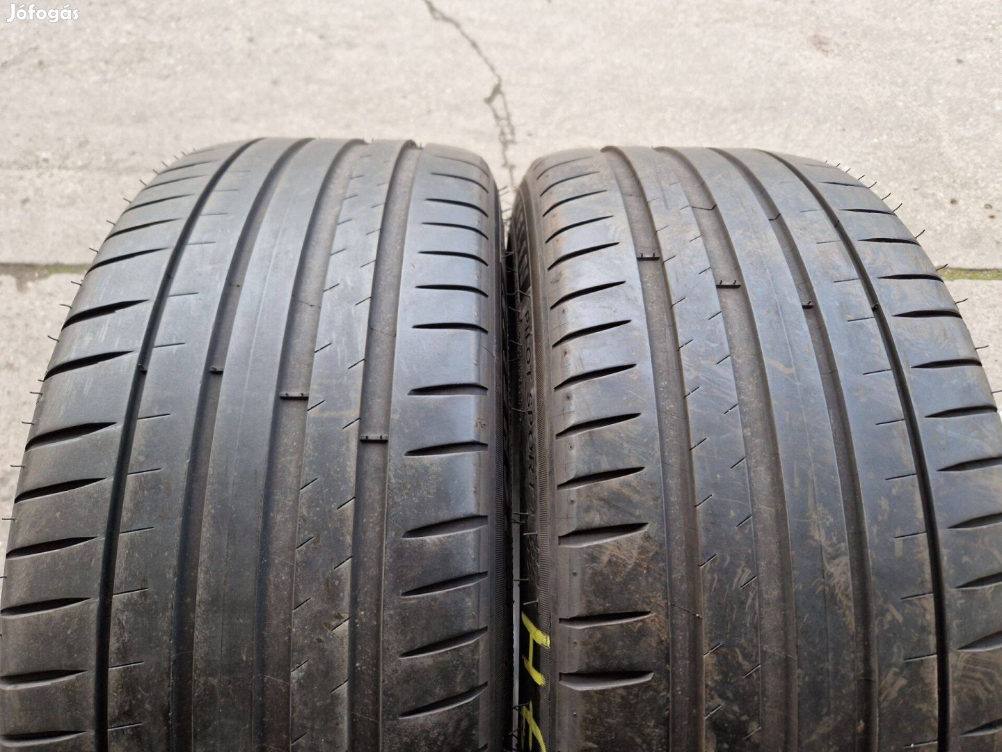 235/45 R 19 Michelin Nyári Gumi 235 45 19