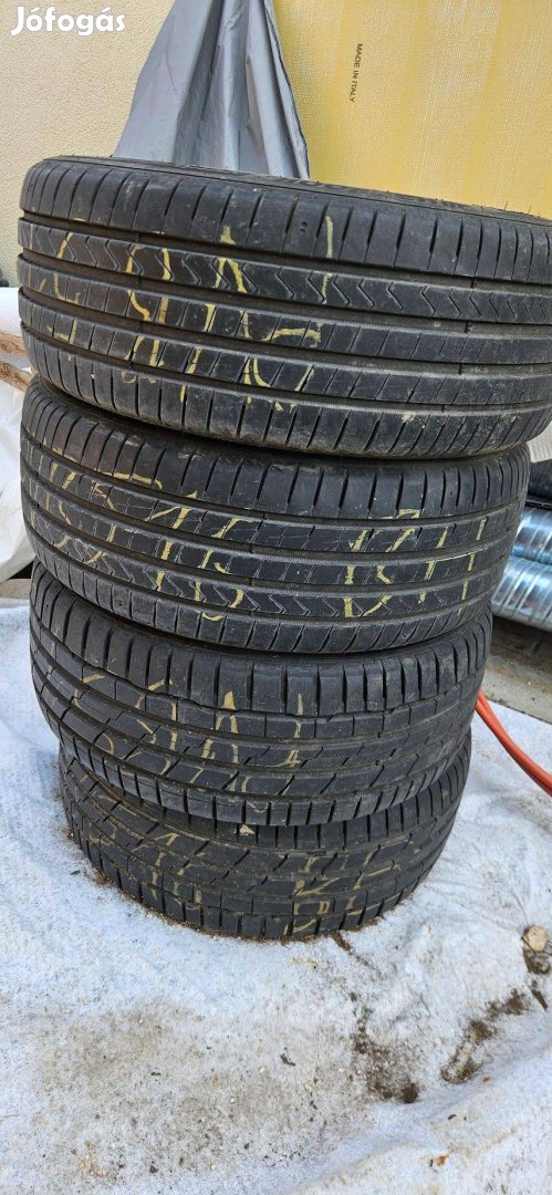 235/45 (Superb) Hankook ZR18