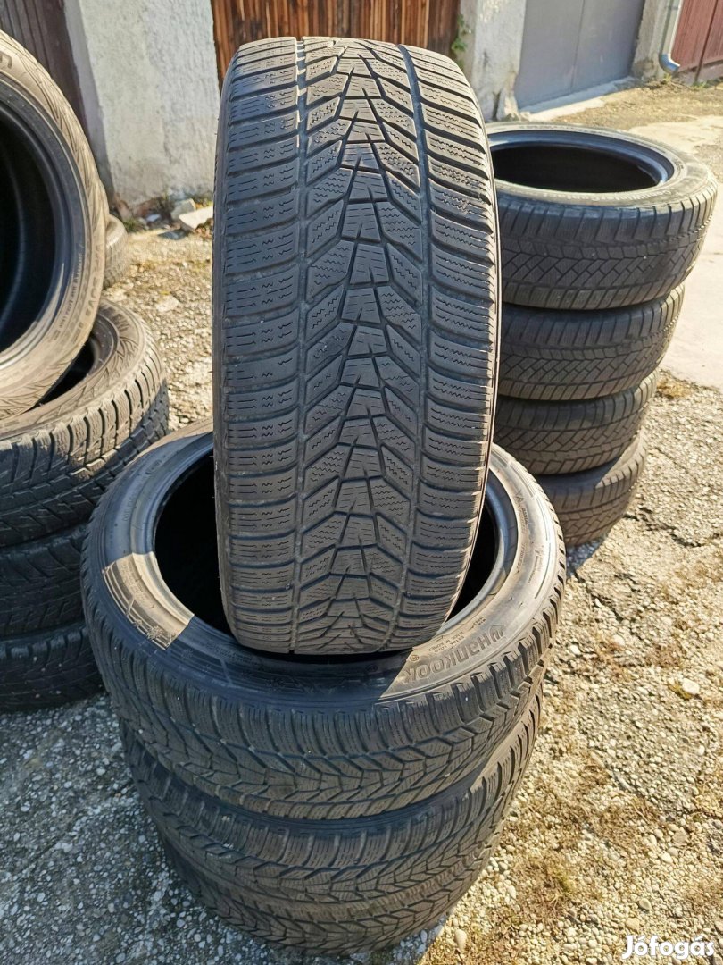 235/45 r19 4éves 4db Hankook téli gumi eladó