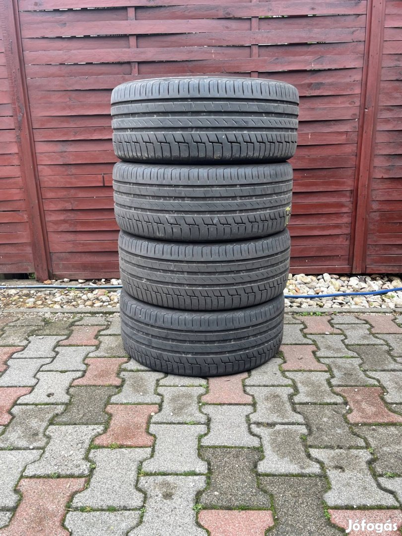 235/45r17 Continental