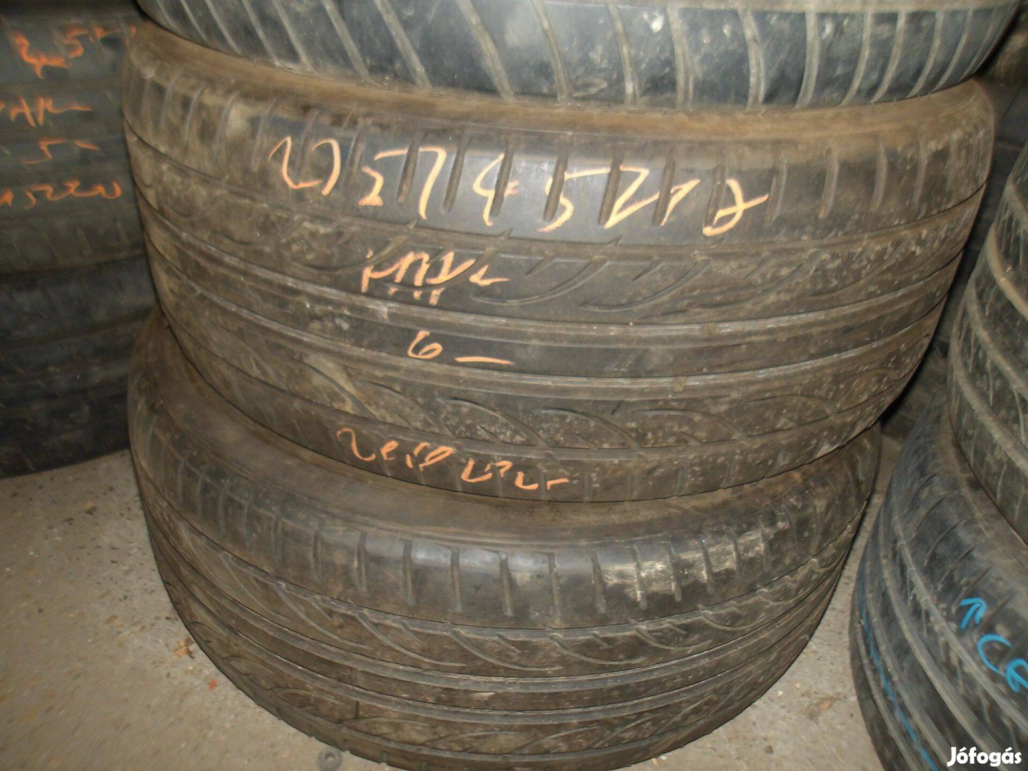235/45r18 Hankook nyári gumi ajándék szereléssel