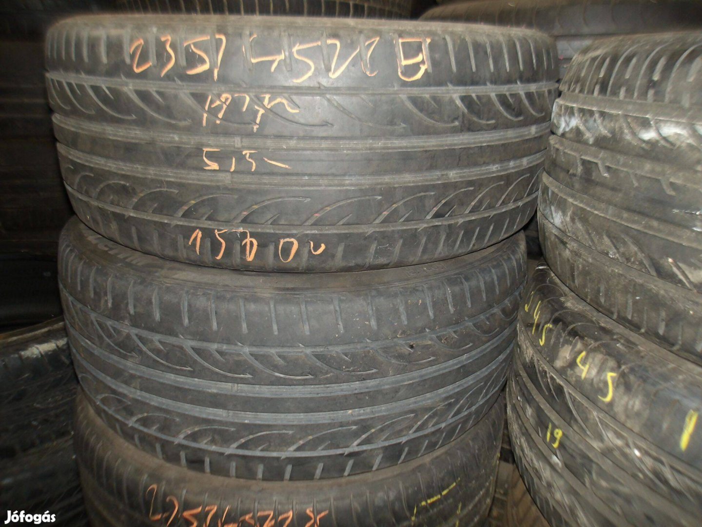 235/45r18 Hankook nyári gumi ajándék szereléssel