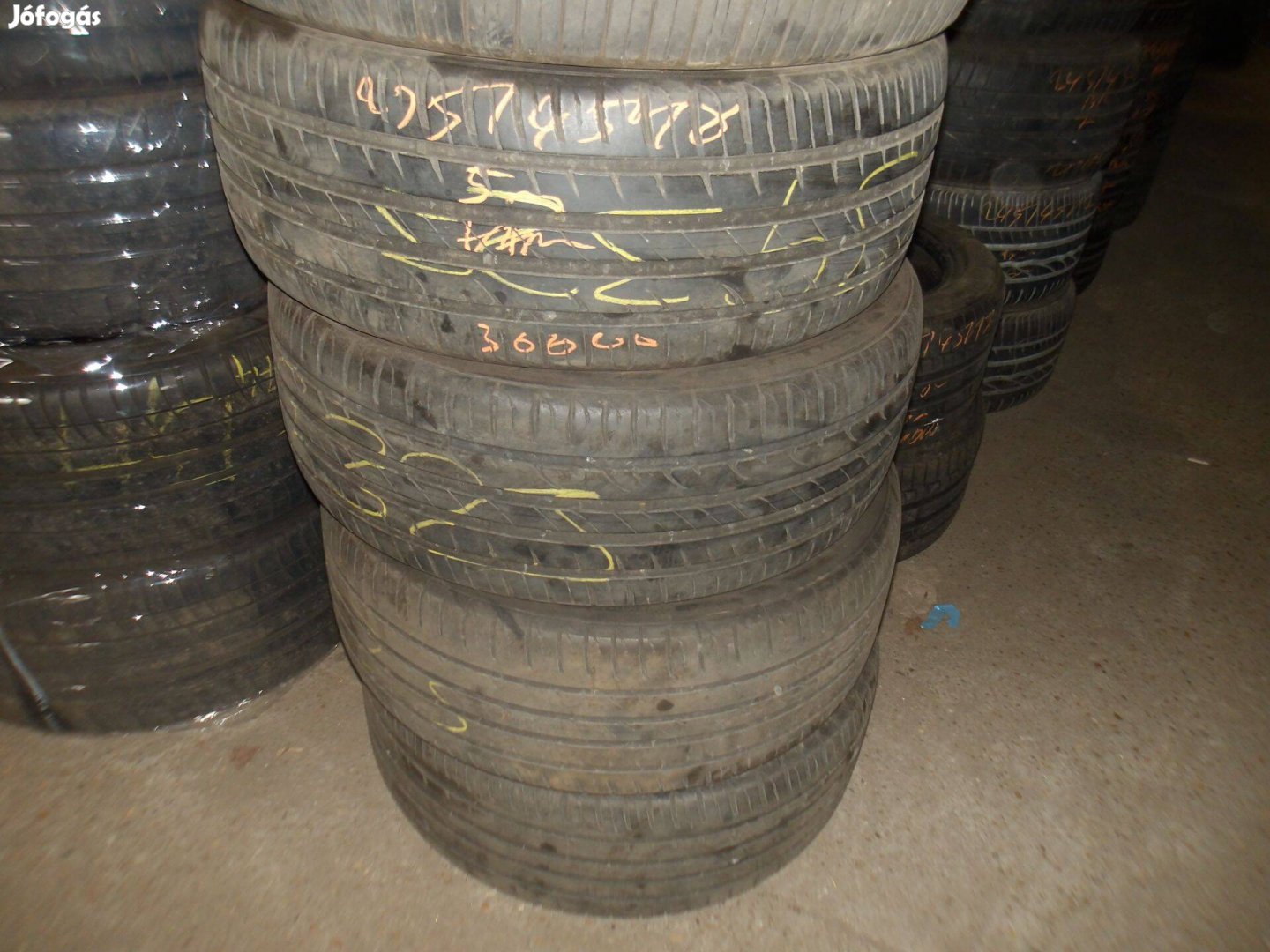 235/45r18 Hankook nyári gumi ajándék szereléssel