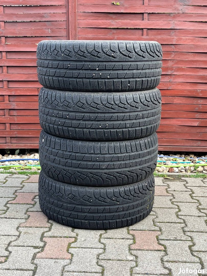235/45r18 Pirelli Winter