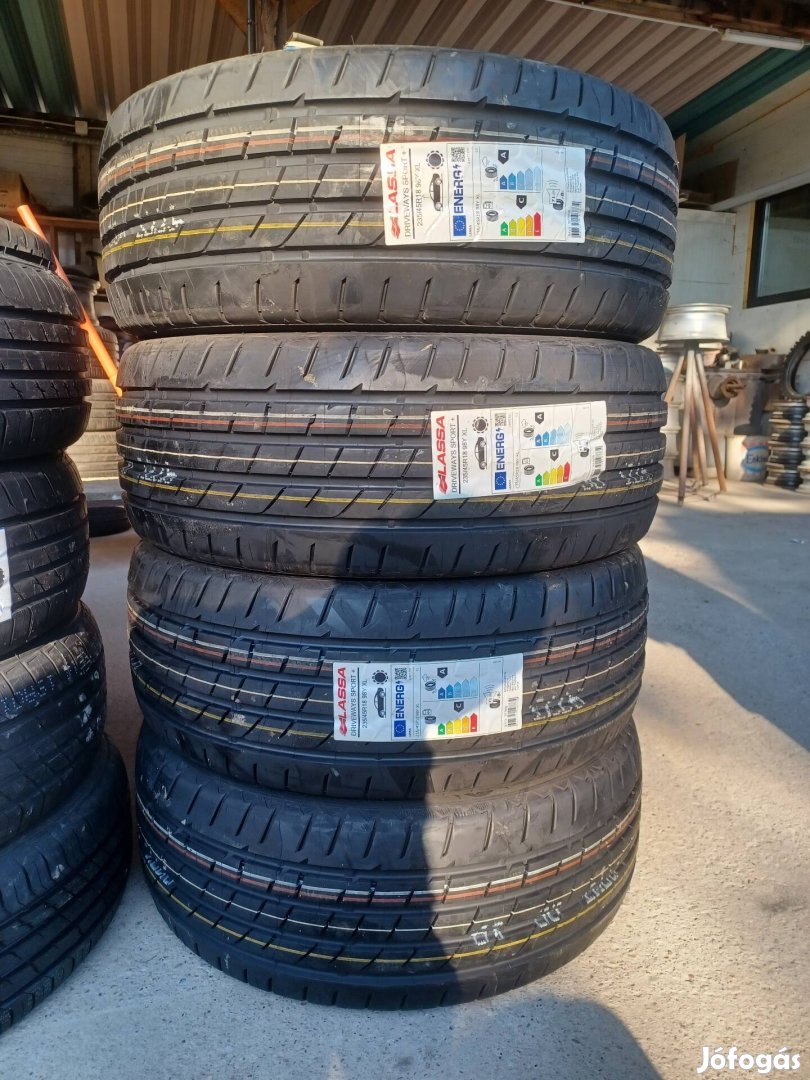 235/45r18 nyári 4db Lassa 