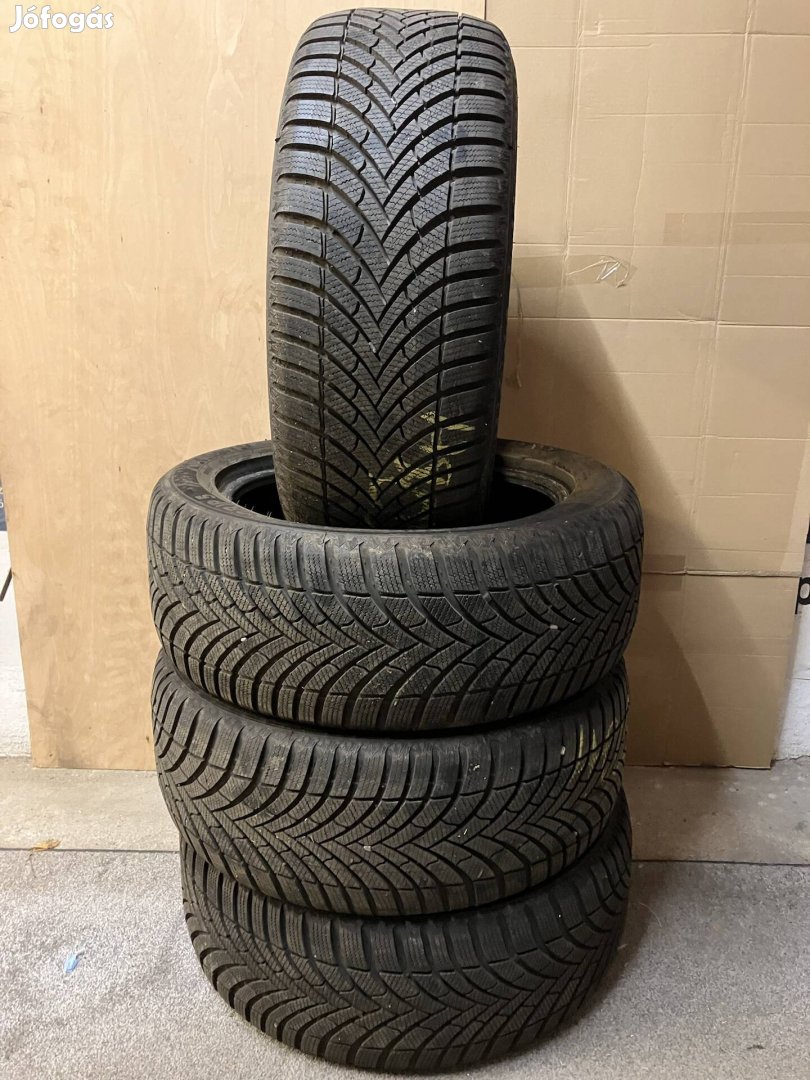 235/50R18 Semperit téli gumi garnitúra 