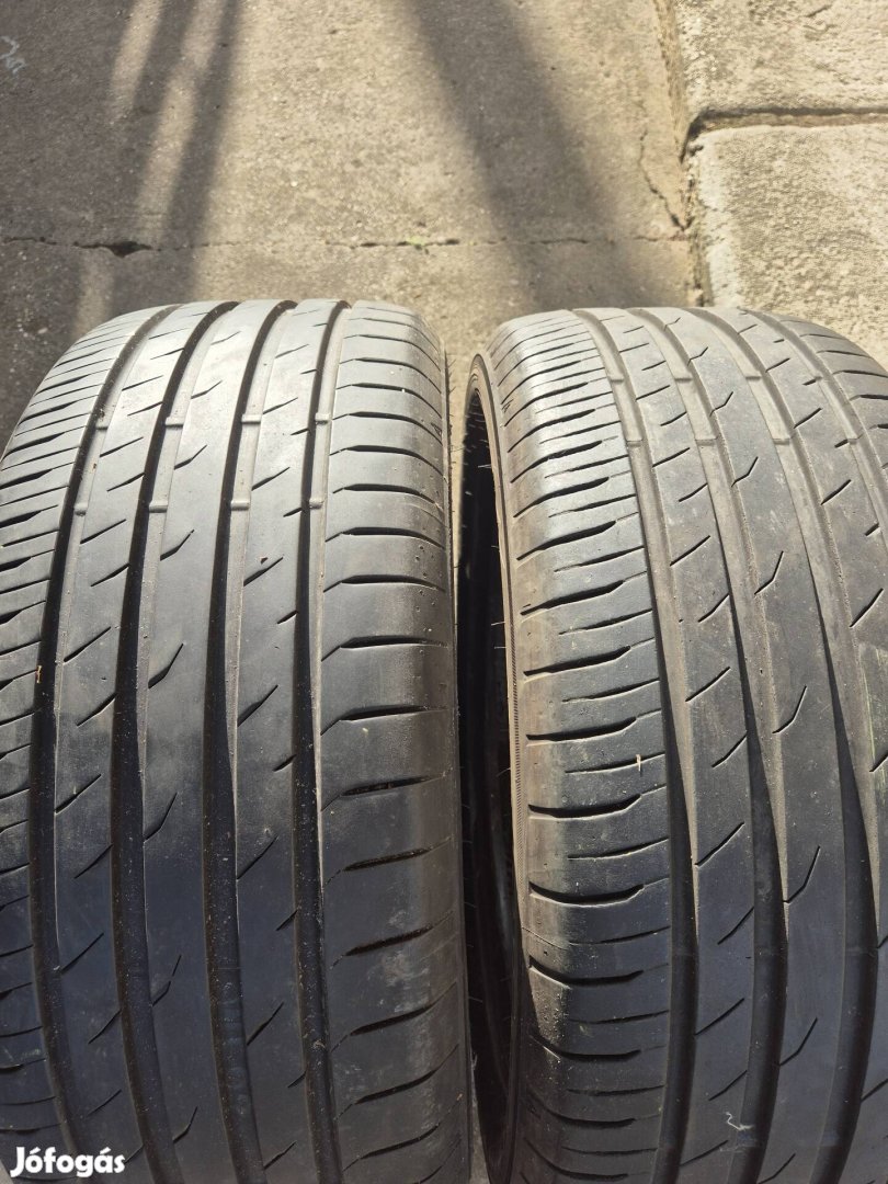 235/50R18 Toyo