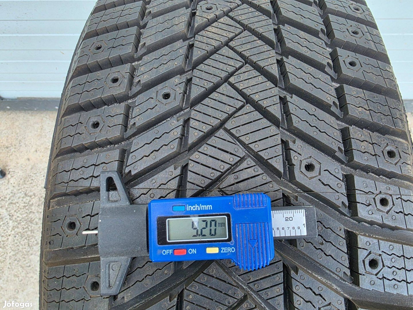 235/50R18 Vredestein téli 2db teljesen új gumi eladó!
