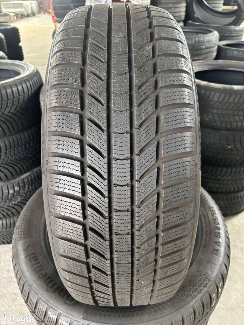 235/50R19 235/50 R19 újszerű Continental téli gumi Ár/db Dot23