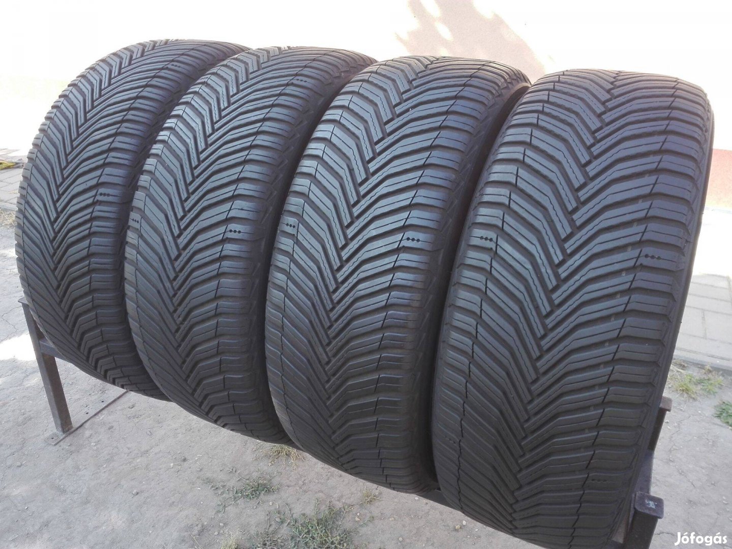 235/50R19 Új Michelin négyévszakos gumi garnitúra 235/50 r19