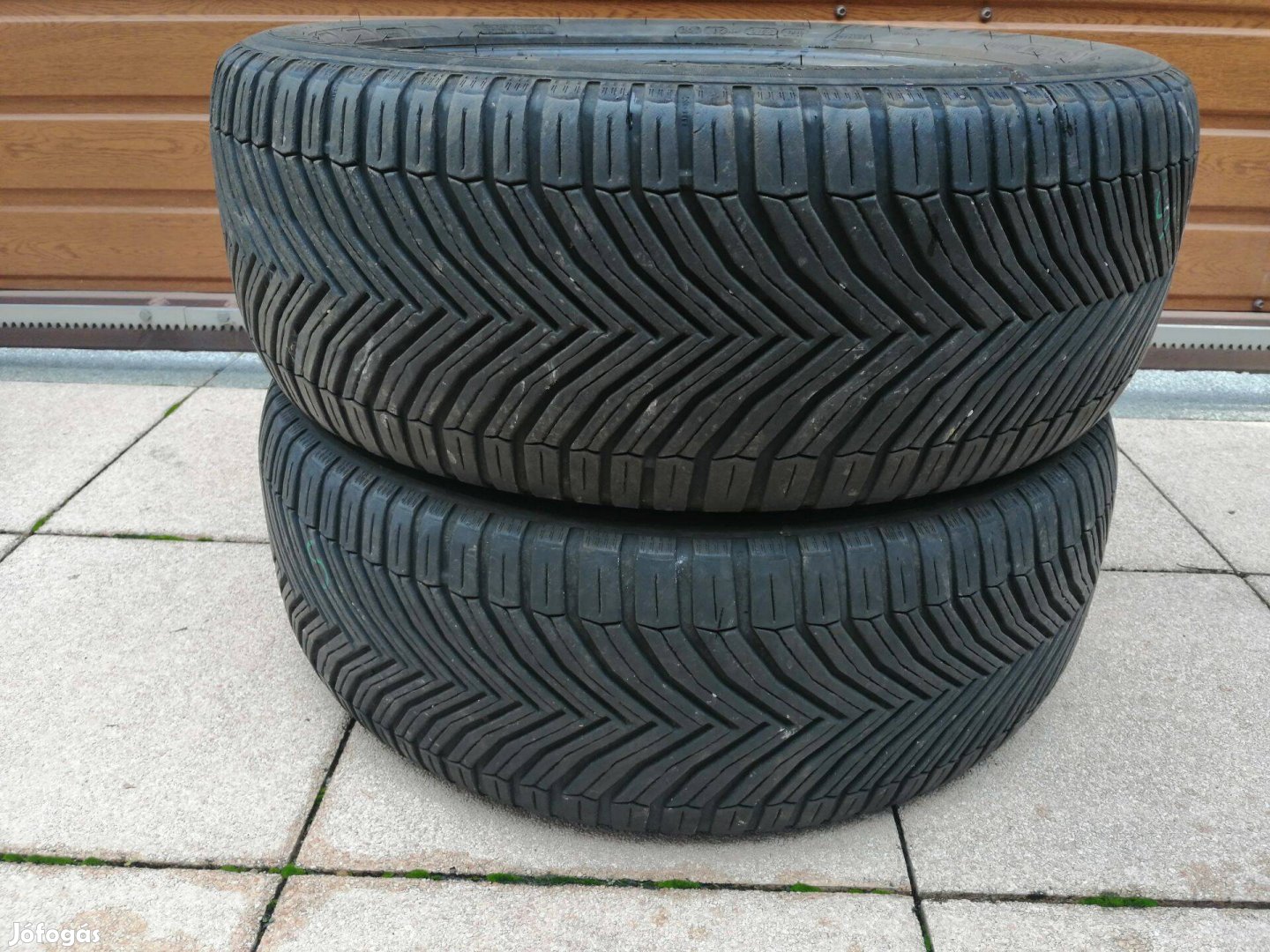 235 50 19 michelin 235/50 R 19 4évszakos gumi 2 db