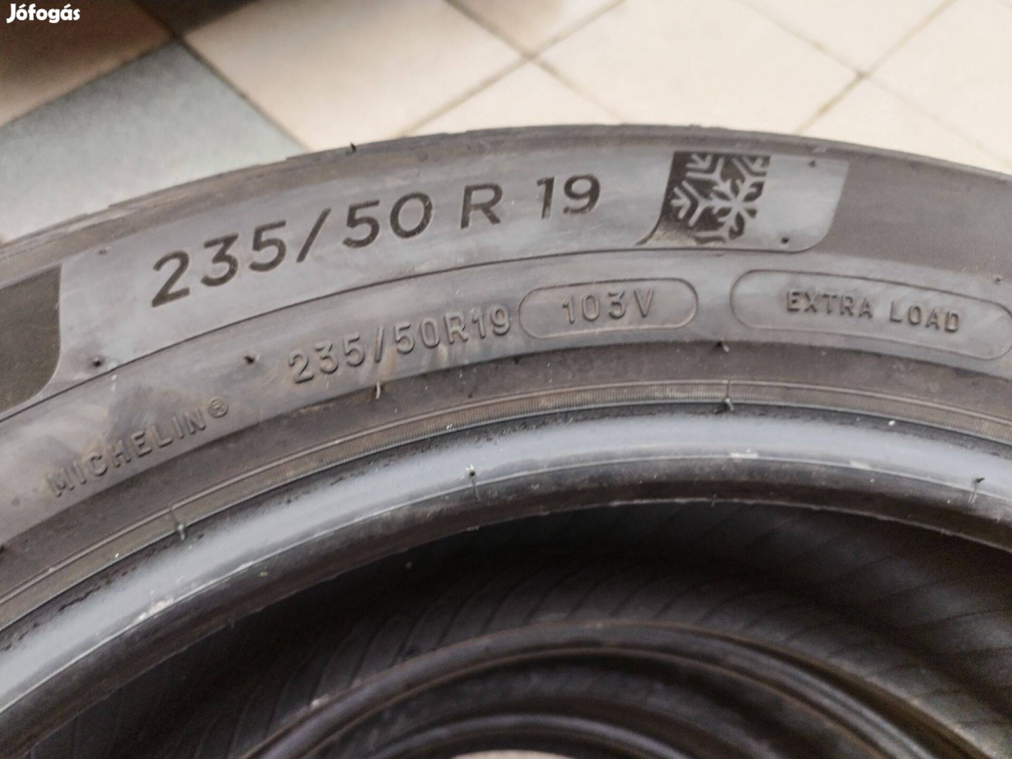 235 50 19 michelin 235/50 R 19 téli gumi garnitura