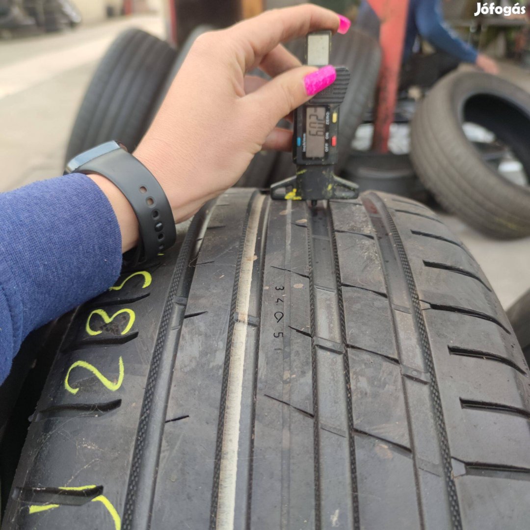 235/50 R18 Nokian nyári gumi 39000ft a 2db /91/