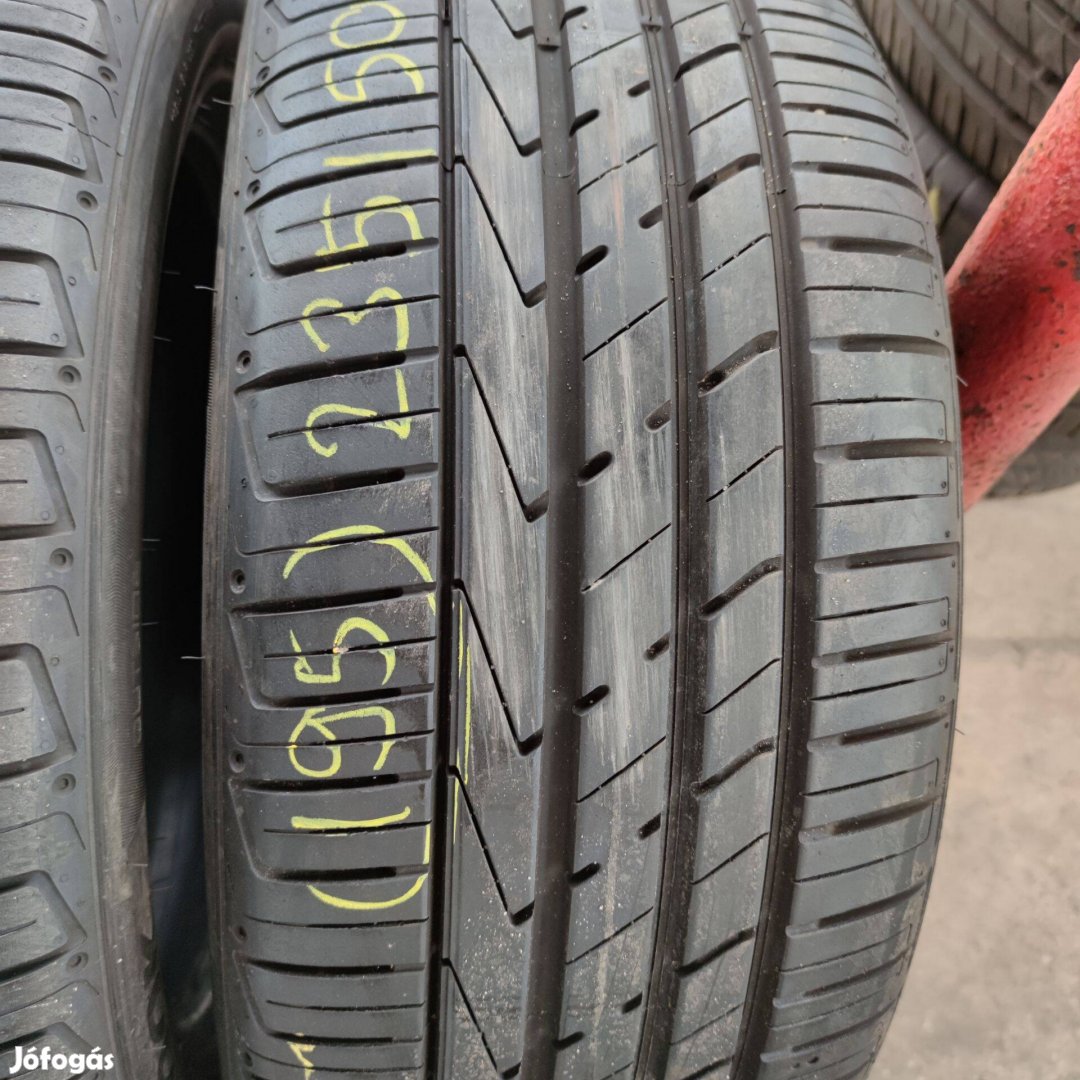235/50 R19 Új!! Hankook nyári gumi 120000ft a 4db /195/