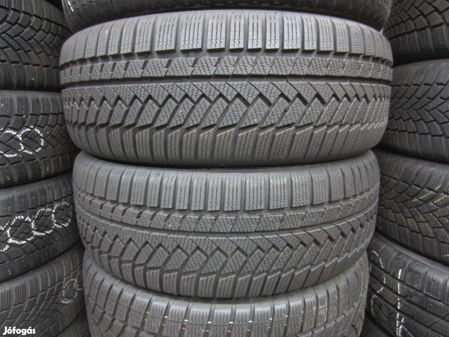 235/50 R20 Continental TS850P SEAL 104T