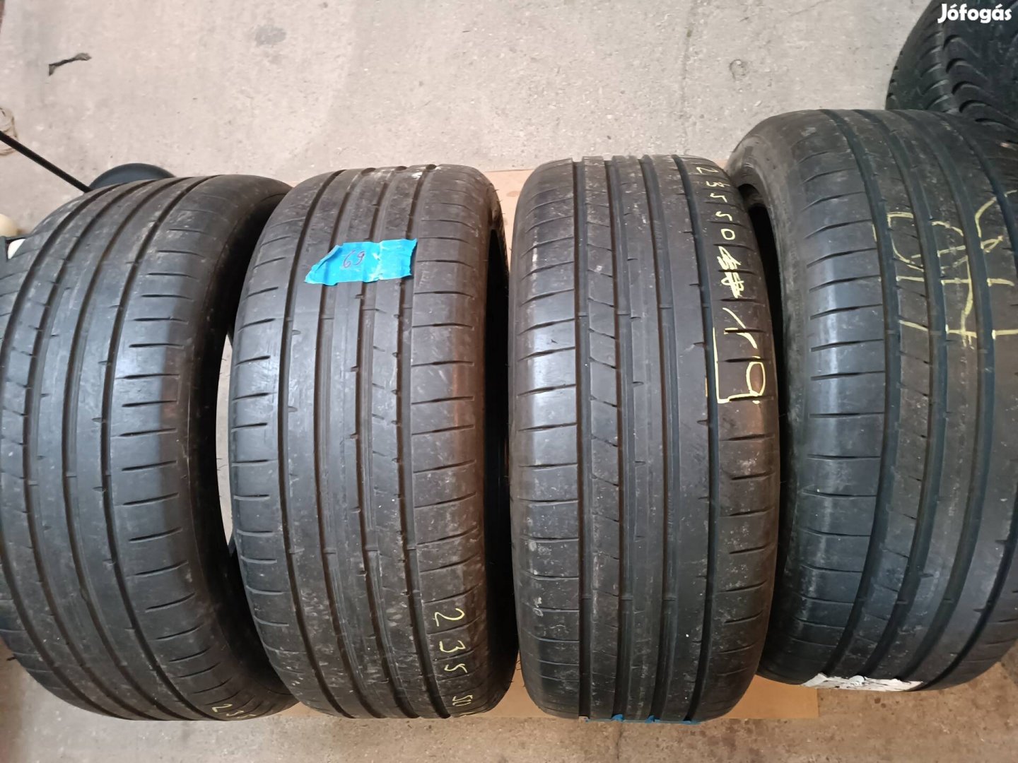 235/50 r19 Dunlop Sportmaxx rt2 suv nyári gumi garnitúra 