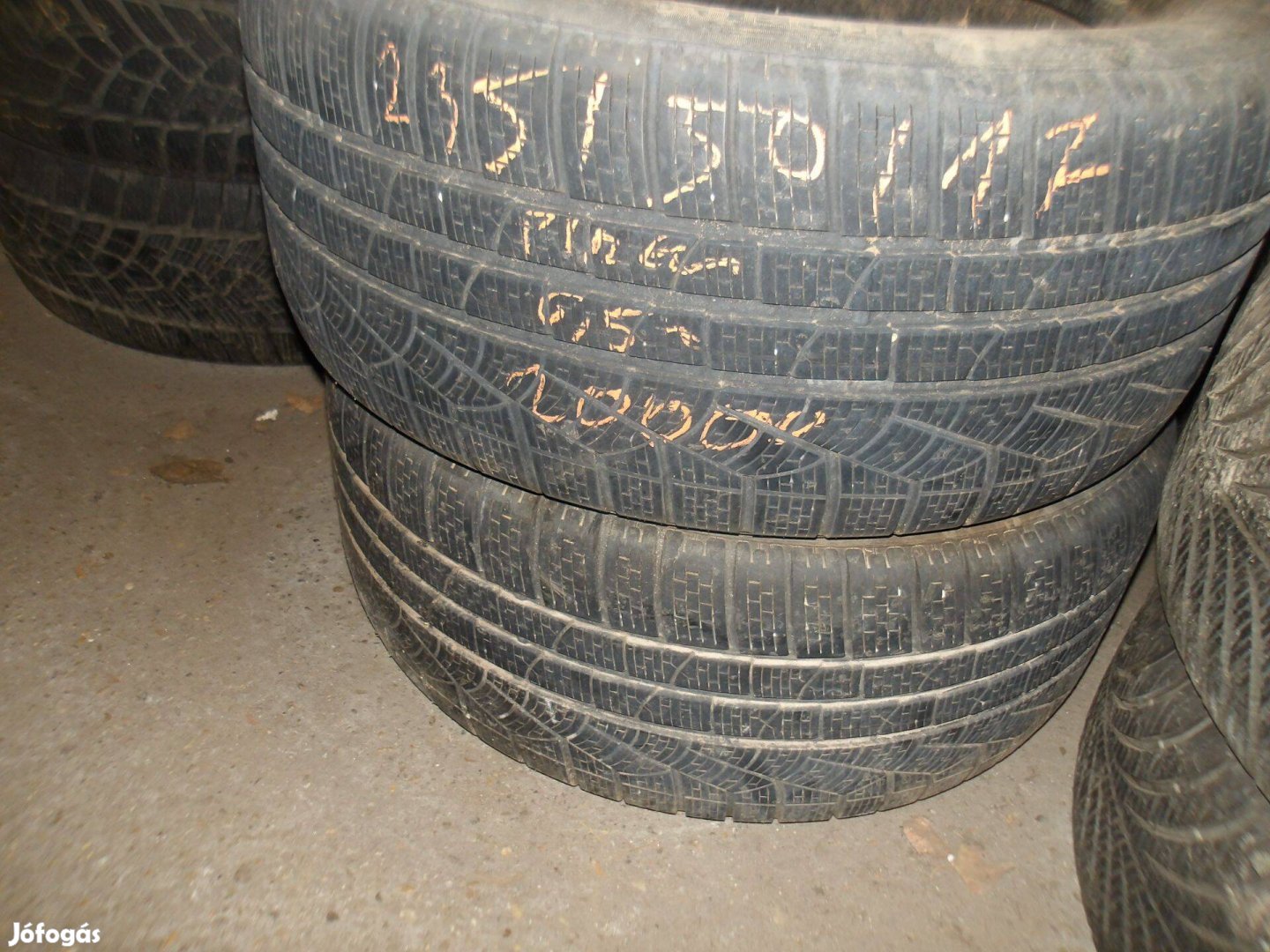 235/50r17 Pirelli téli gumi ajándék szereléssel