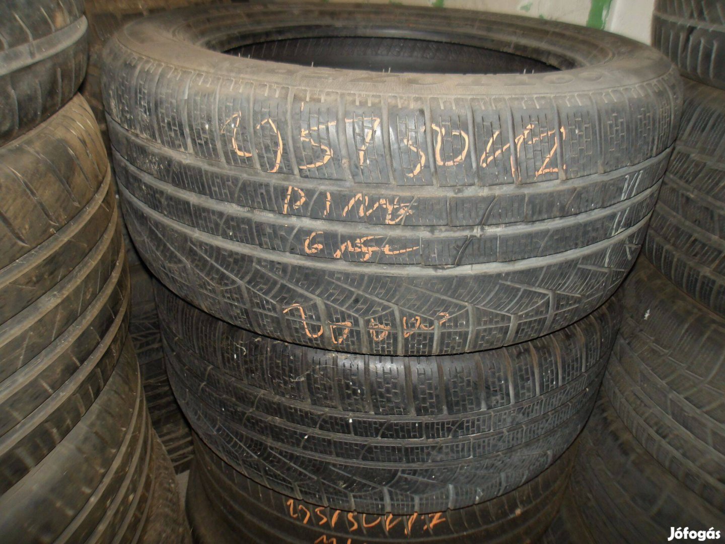 235/50r17 Pirelli téli gumi ajándék szereléssel