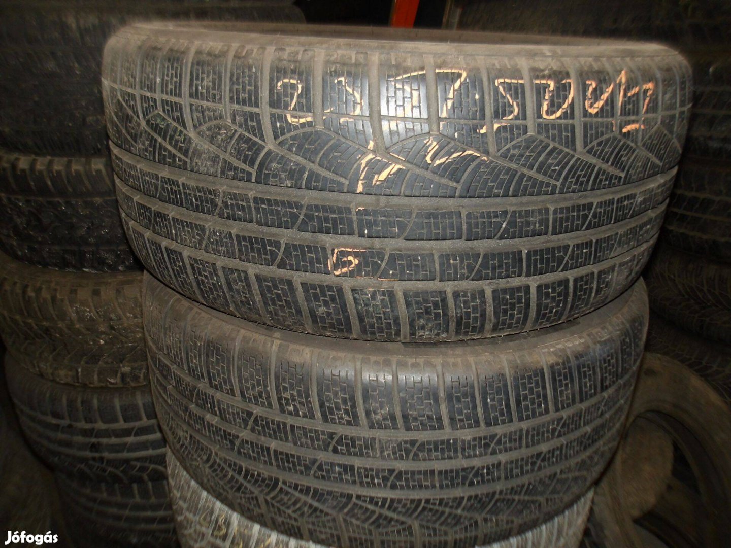 235/50r17 Pirelli téli gumi ajándék szereléssel