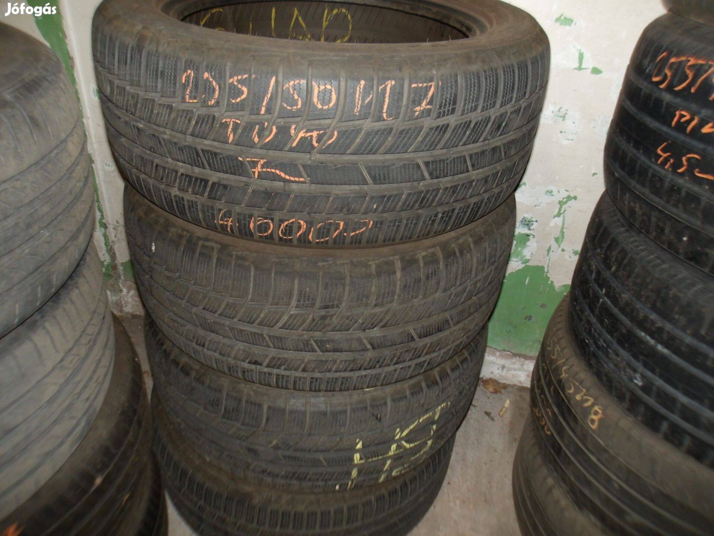 235/50r17 Toyo téli gumi ajándék szereléssel