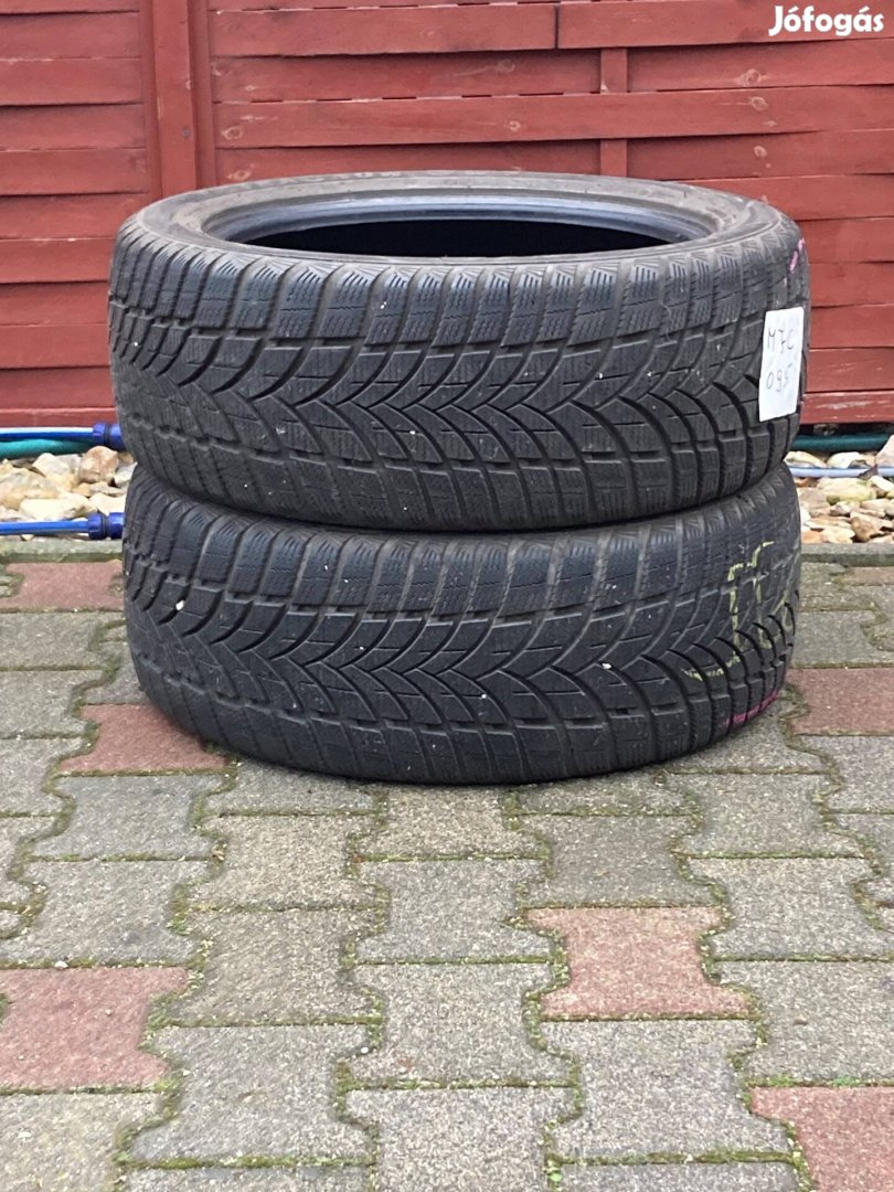 235/50r18 Maxxis