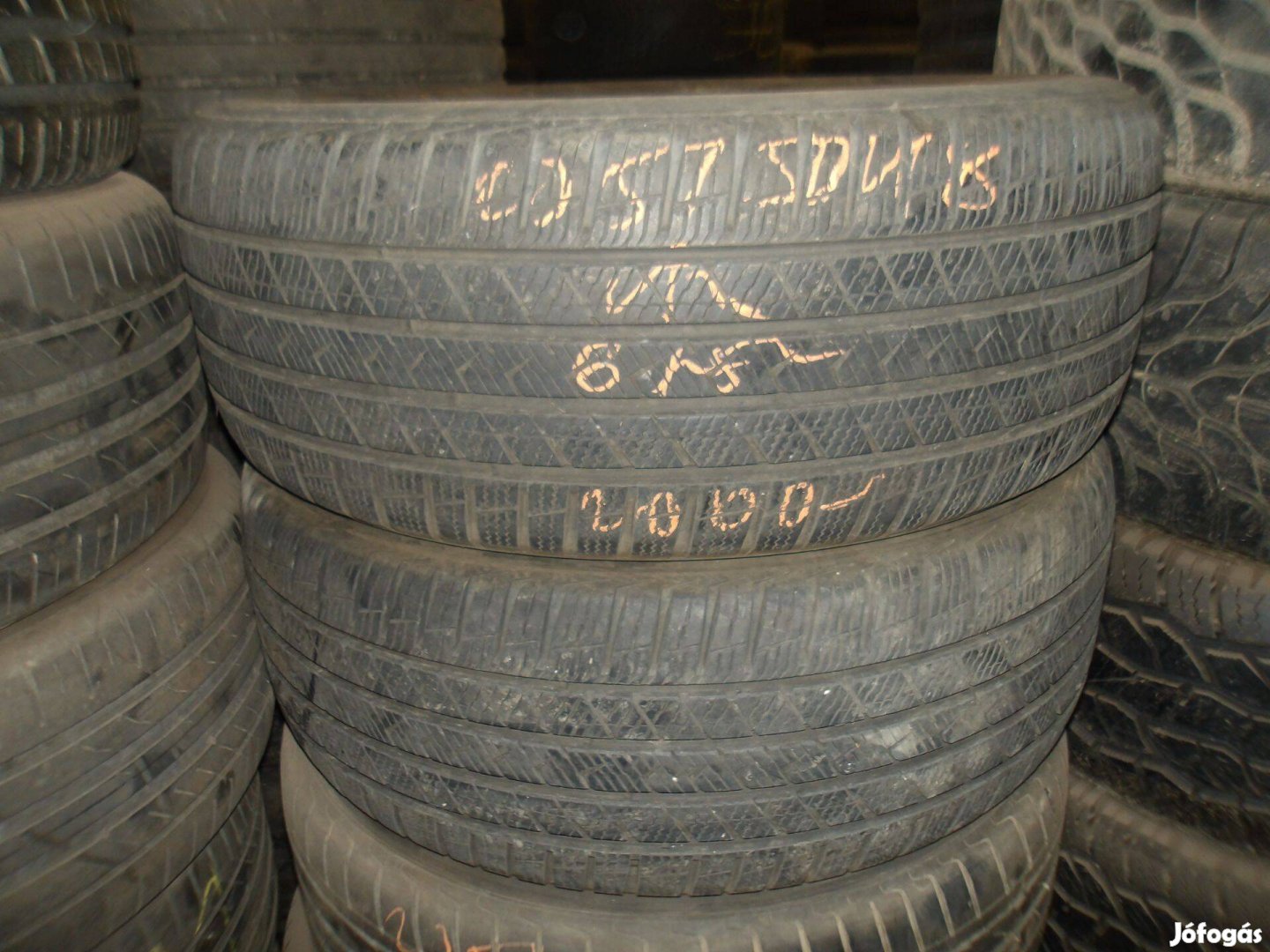 235/50r18 Vredestein négyévszakos gumi ajándék szereléssel