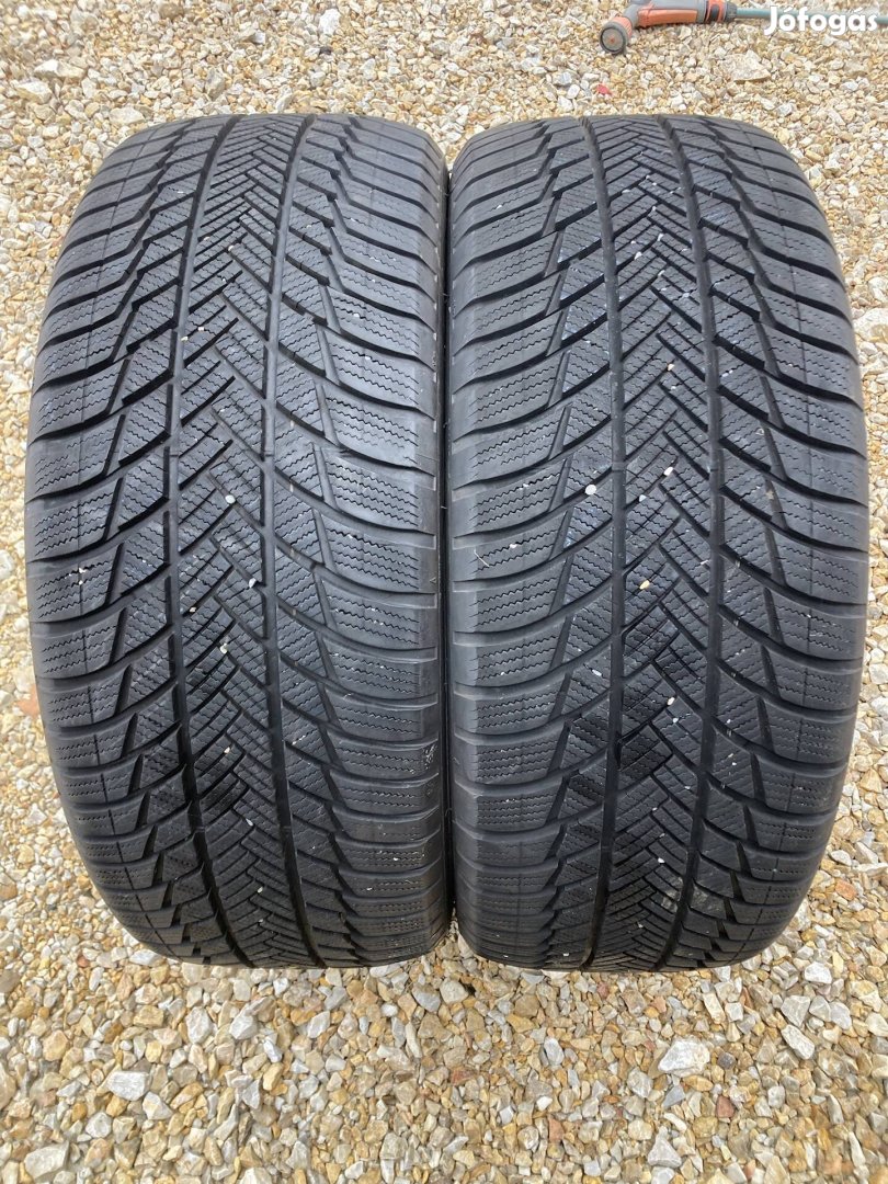 235/50r19 Bridgestone téli gumi 2db