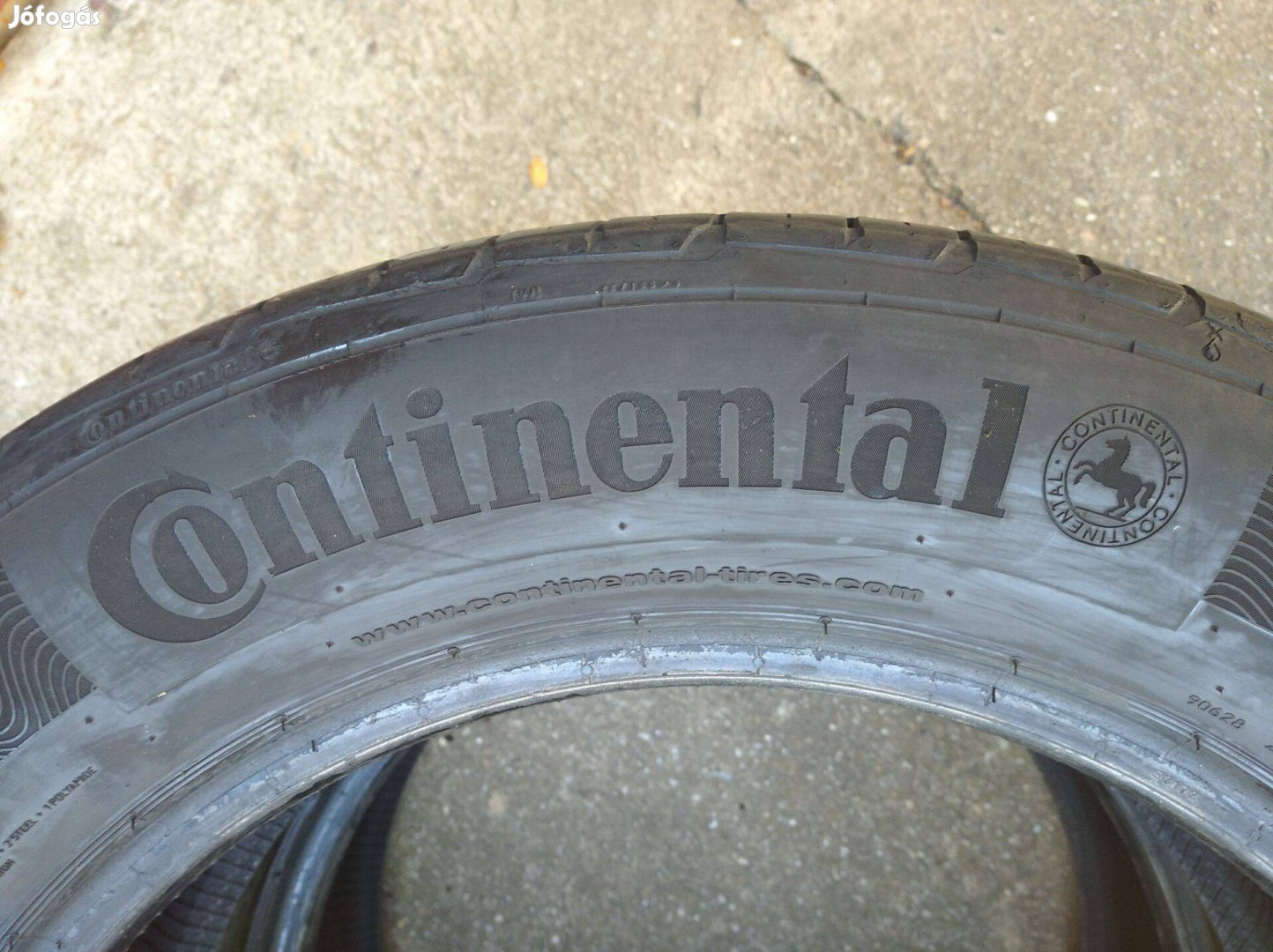 235/55R17 Continental nyári gumi