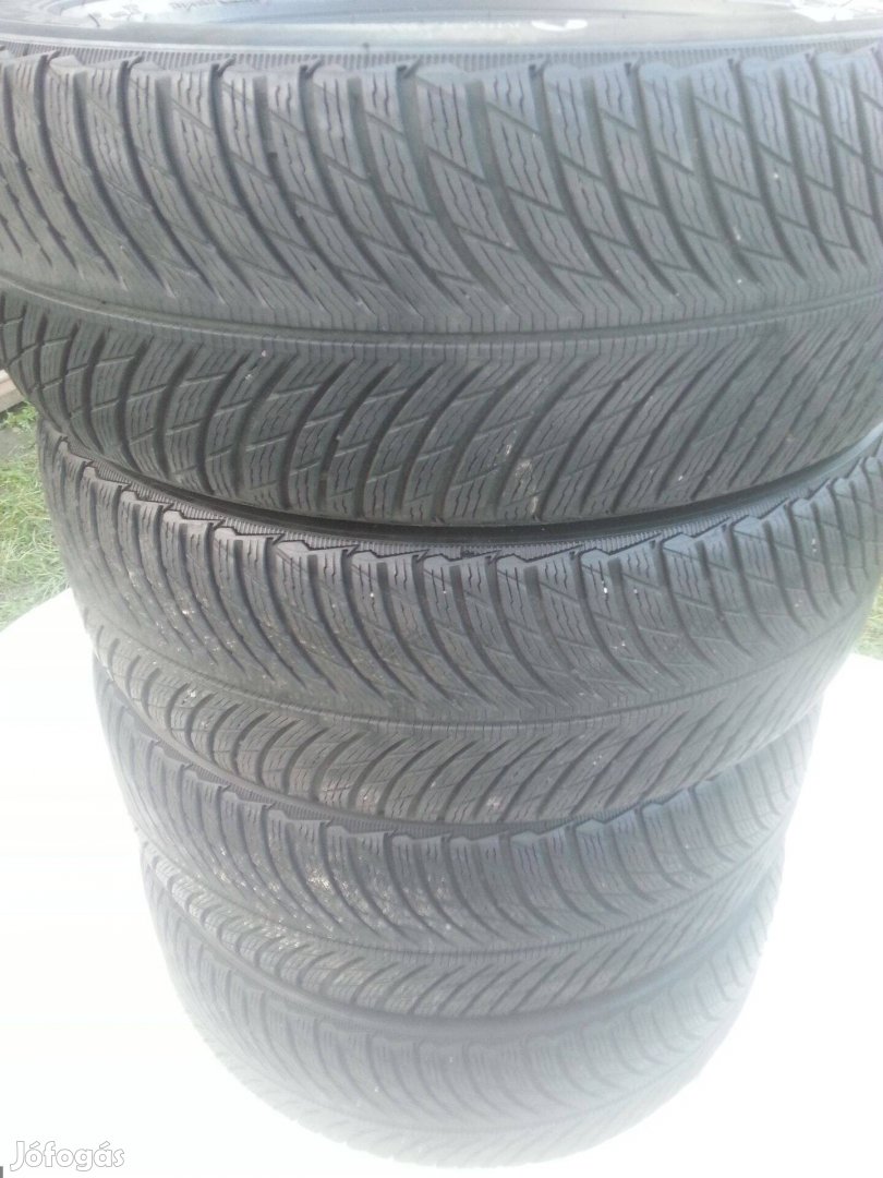 235/55R17 Michelin Pilot Alpin5 téli gumi