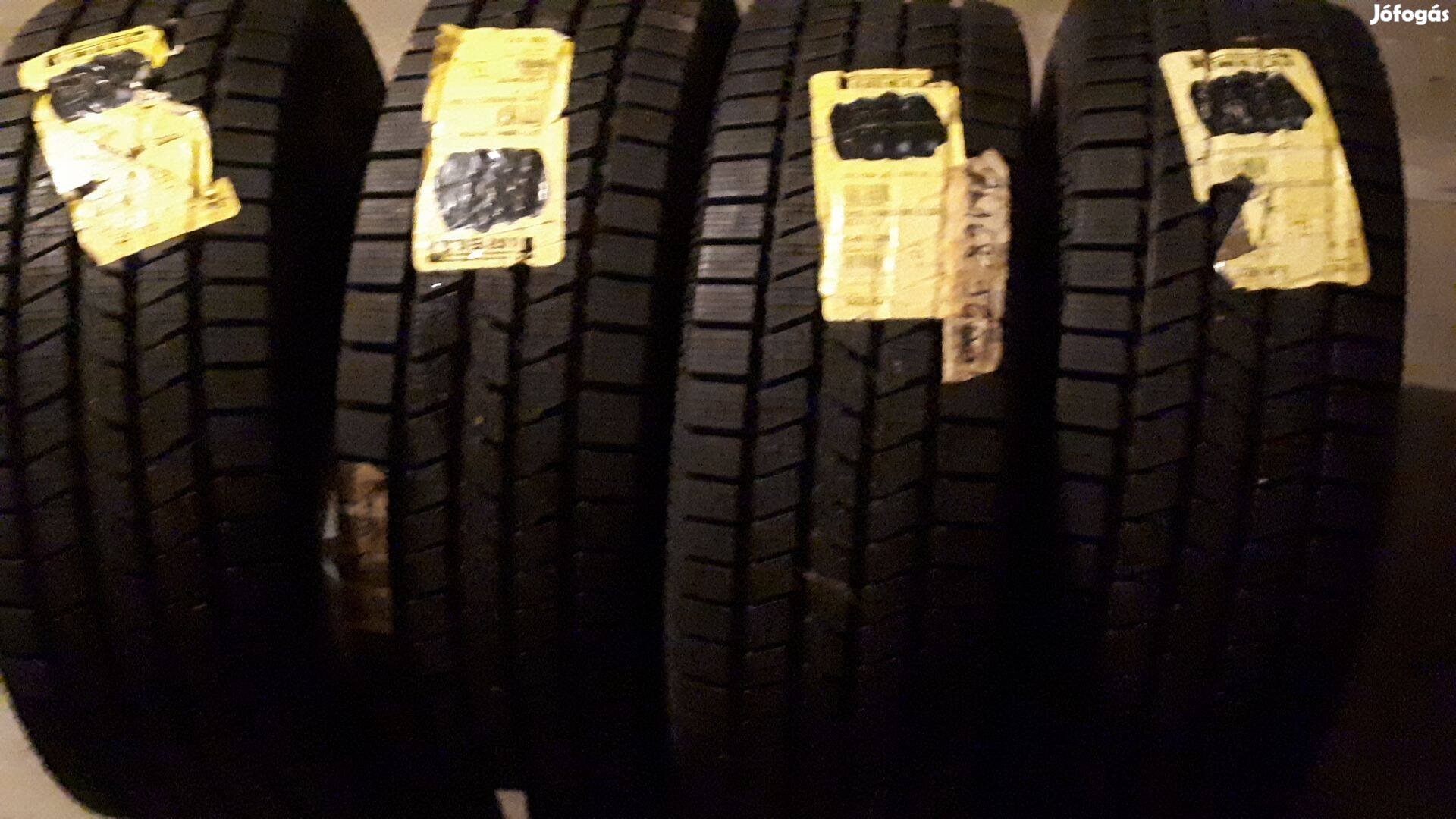 235/55R18 0 km-t futott túltárolt Pirelli téligumi garnitúra eladó