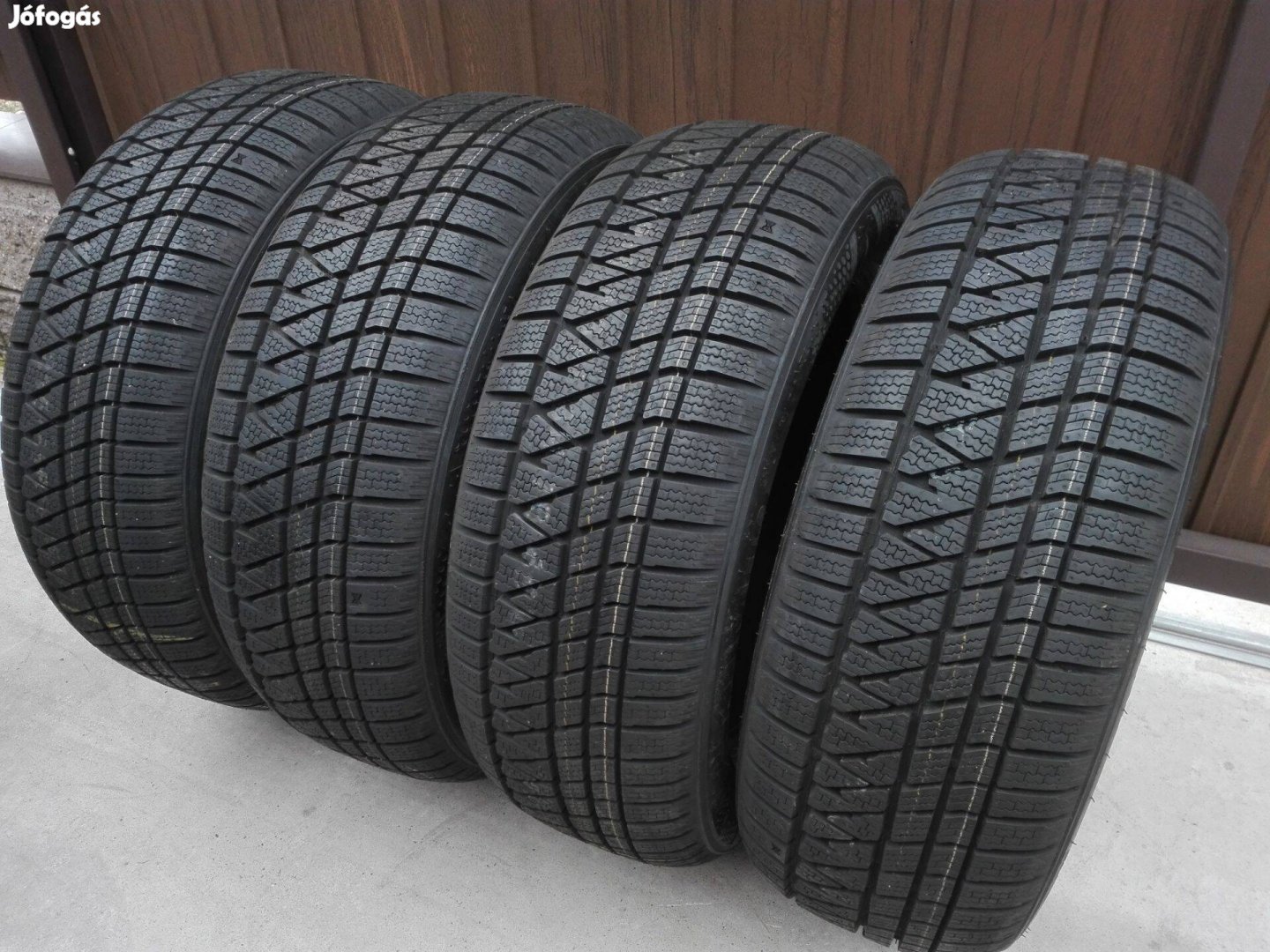 235/55R18 Új Kumho téli gumi garnitúra 235/55 r18