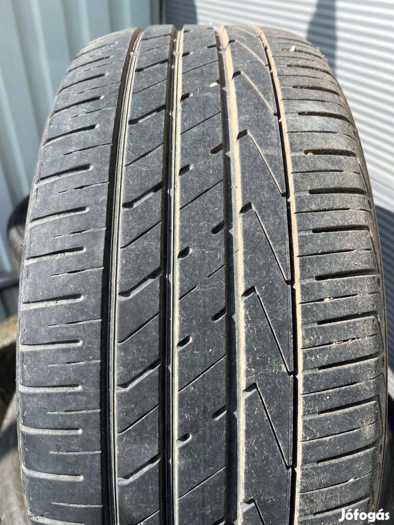 235/55R18 nyári gumi garnitúra