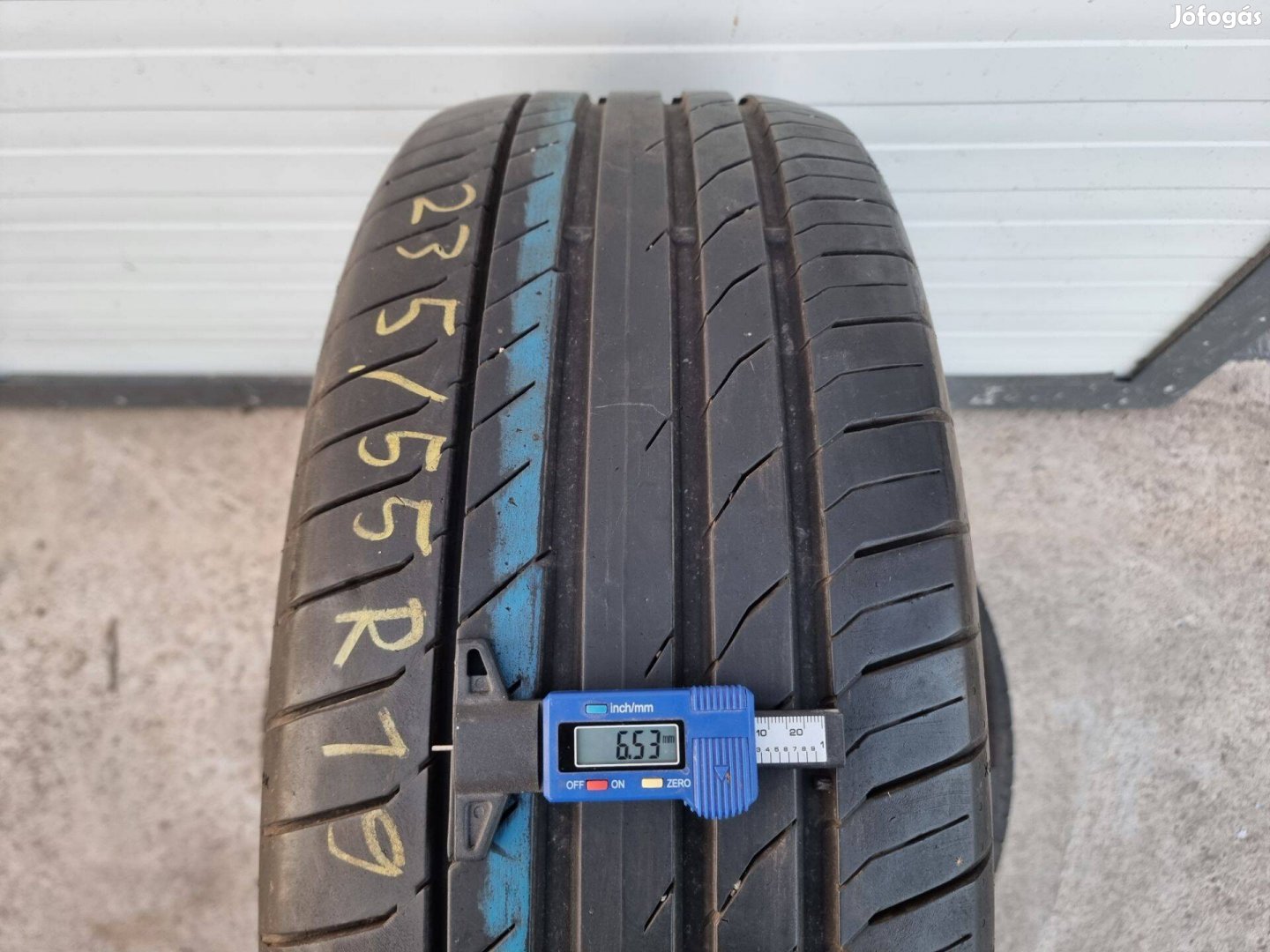 235/55R19 Continental 2db nagyon jó állapotban eladó!