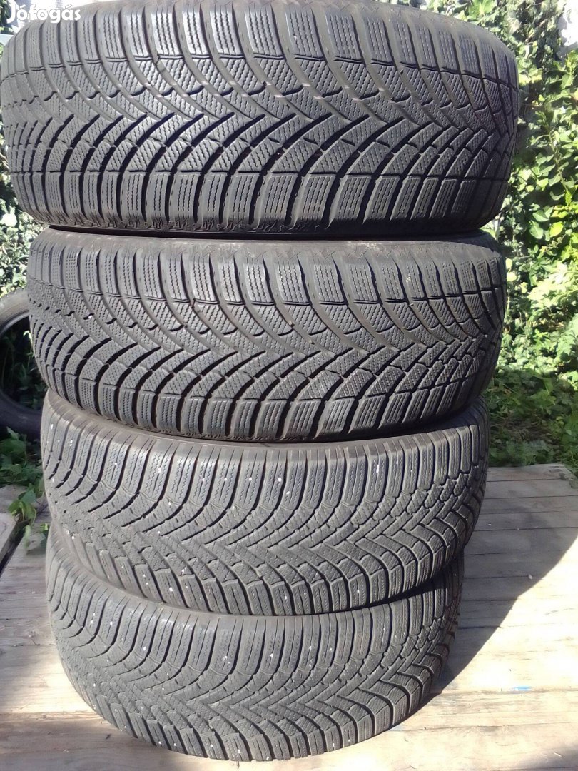 235/55R19 újszerű téli gumik Bridgestone/Semperit
