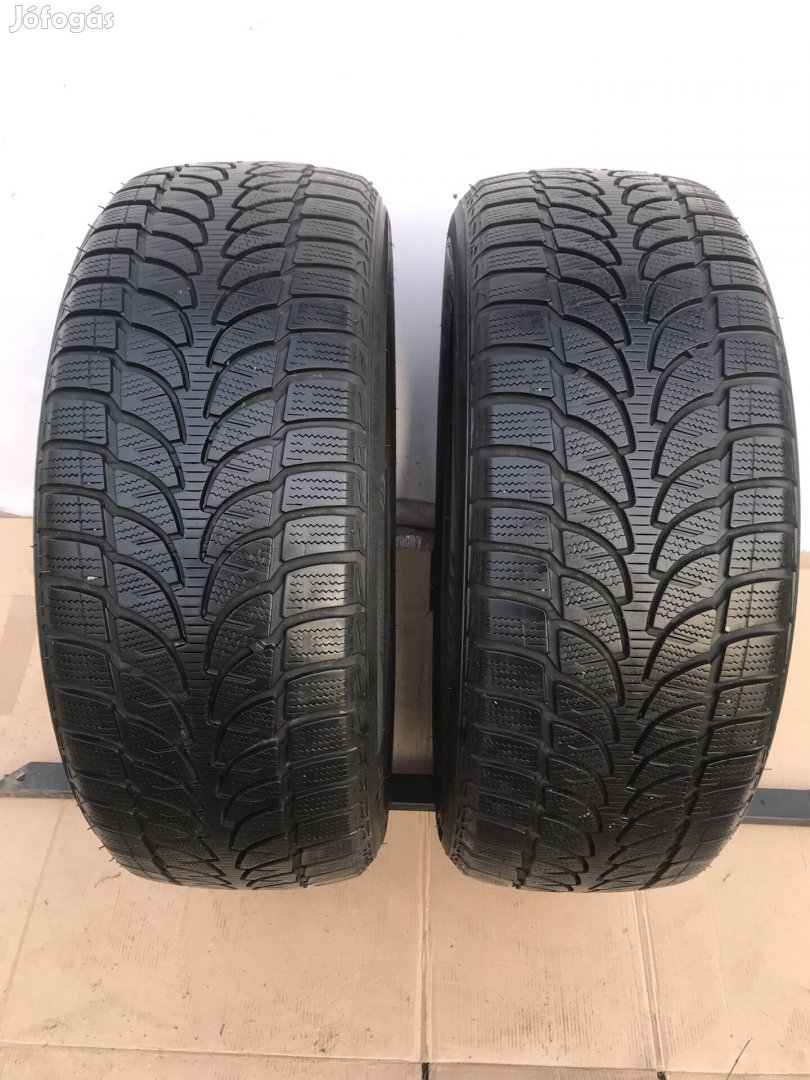 235 55 18 Bridgestone 235/55r18 Jó állapotú 2 db téligumi eladó.