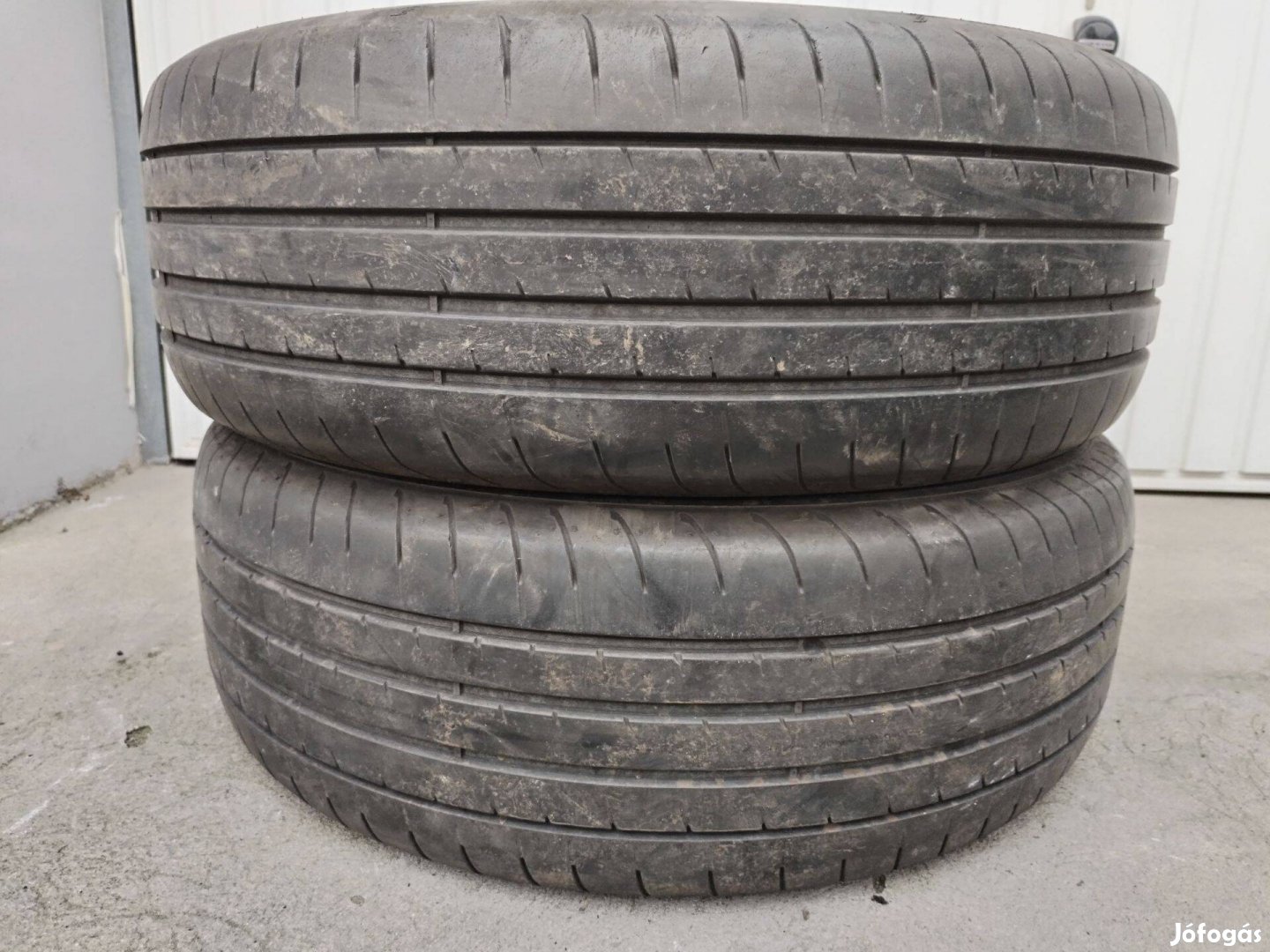 235 55 18 goodyear nyári gumi 2 db 2022.38.hét