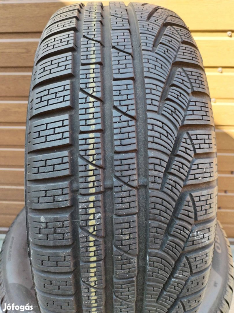 235 55 18 pirelli 235/55 R 18 téli gumi garnitura