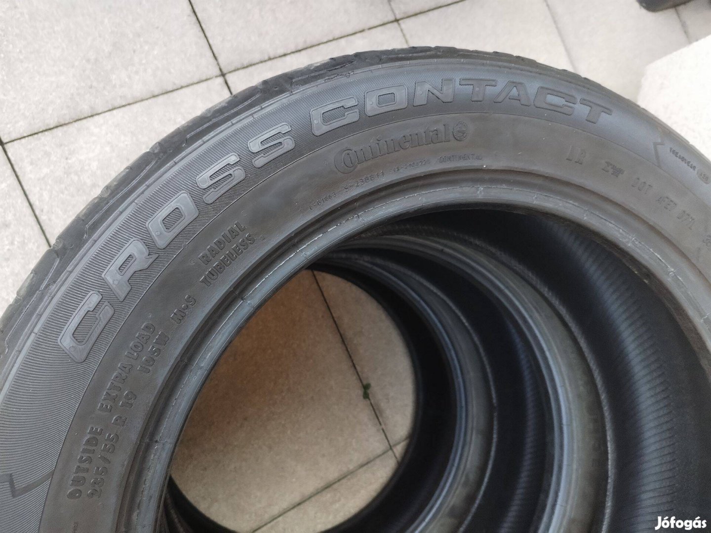 235 55 19 continental nyári gumi garnitura