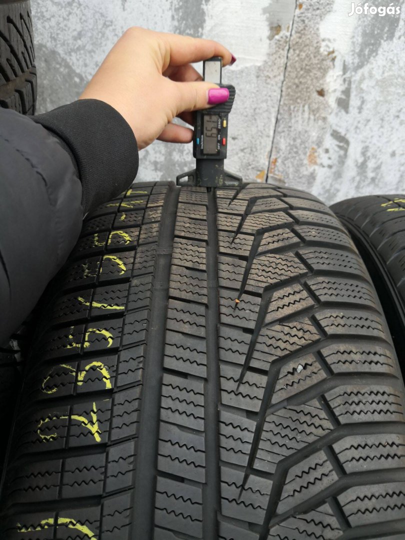 235/55 R17 Hankook téli gumi 90000ft a 4db/171/