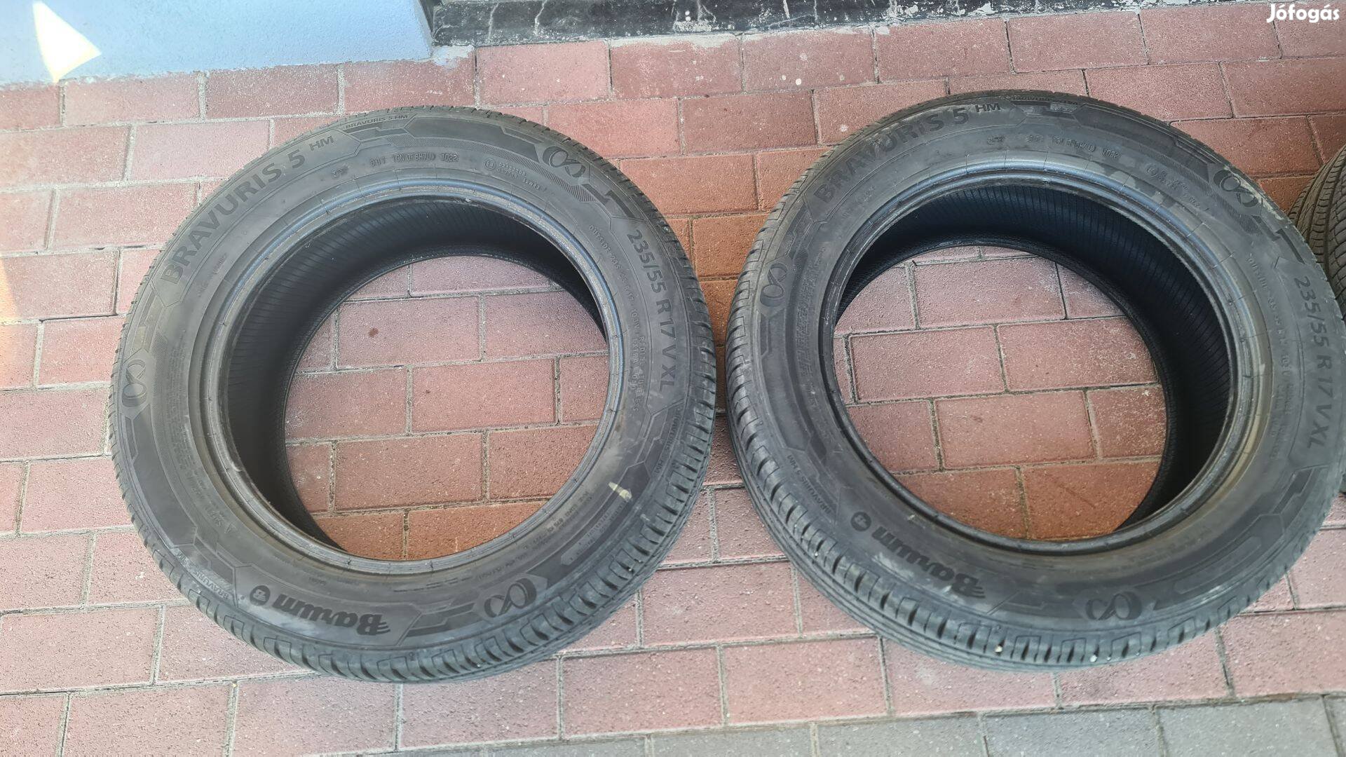 235/55 R17 nyári gumi 4db