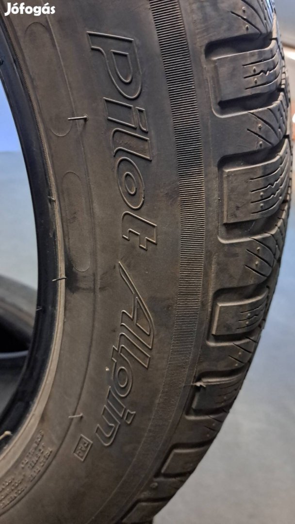 235/55 R18 Michelin Pilot Alpin téligumi garnitúra 
