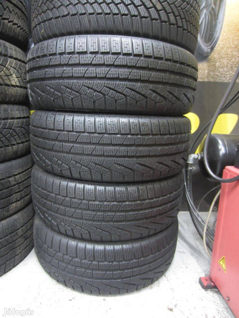 235/55 R18 Pirelli Sottozero2 104H