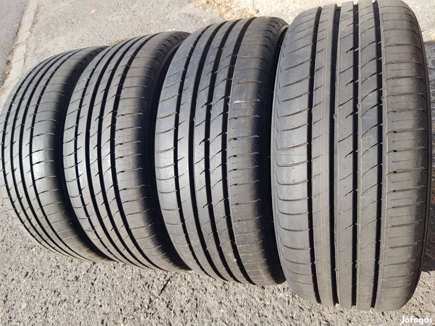 235/55 R18 - Kumho Crugen nyári gumi