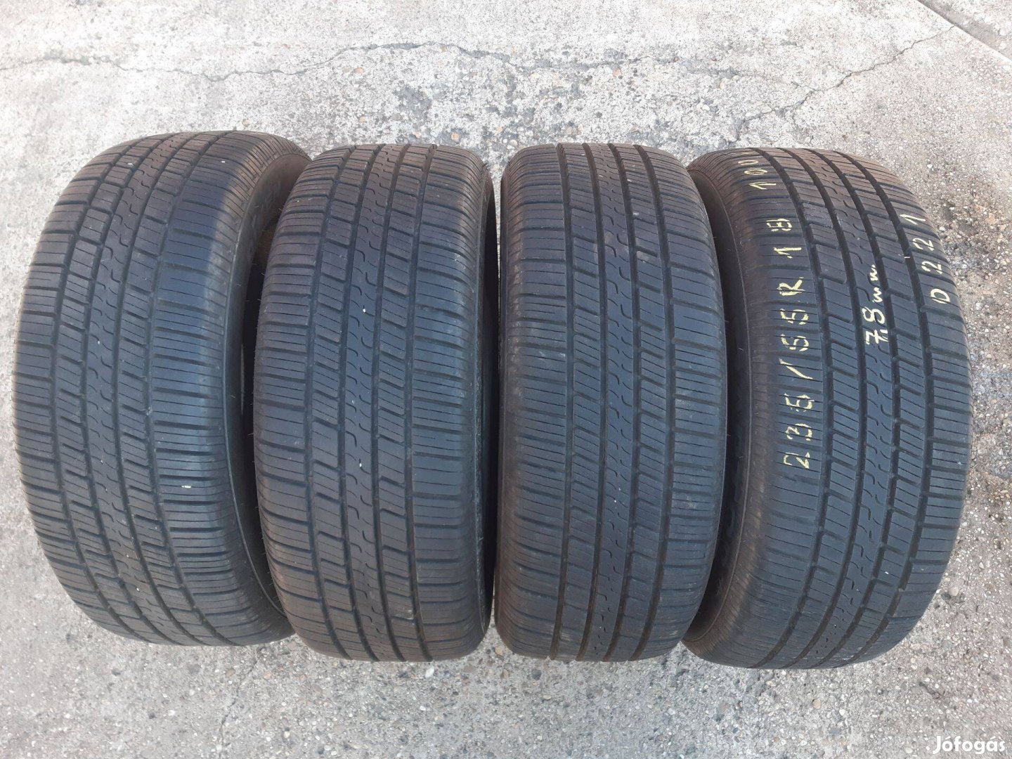 235/55 R18 - nyárigumik